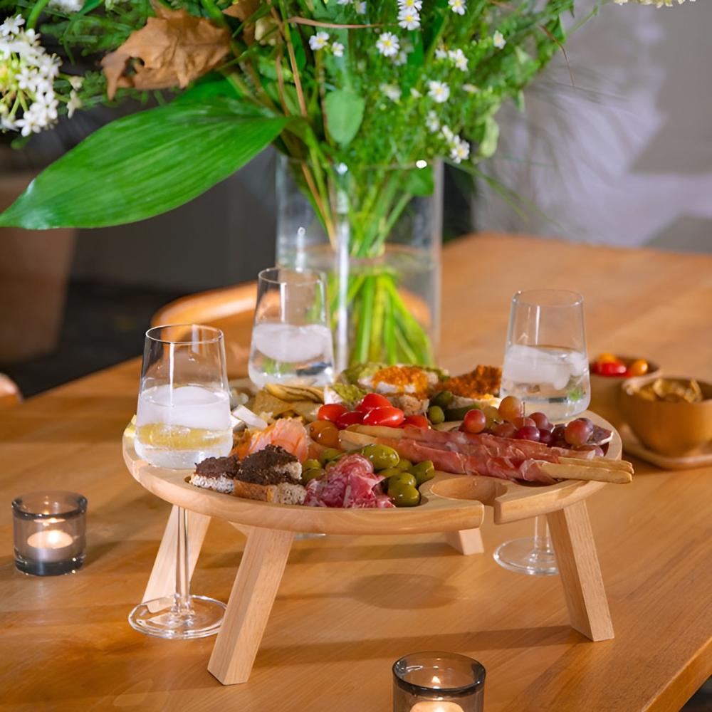 Fällbart Träbord för Picknick & Vin – Portabel Serveringsbricka med Glasfästen