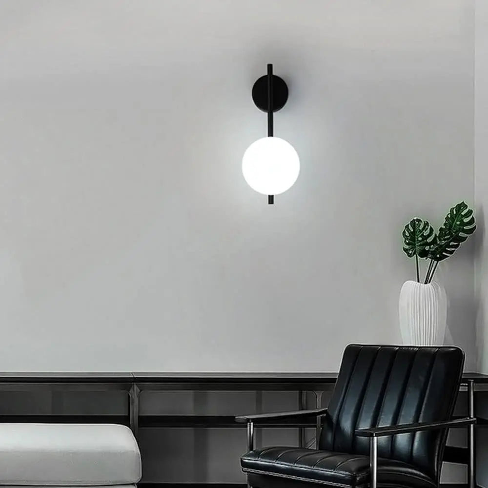 Viva – Vägglampa med stilren och funktionell design