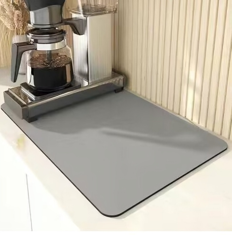 CleanMat™ - Den ultimata absorberande och halkfria köksmattan