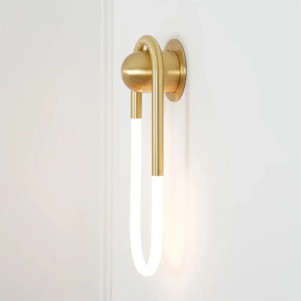 NovaLume – Vägglampa med modern och elegant design