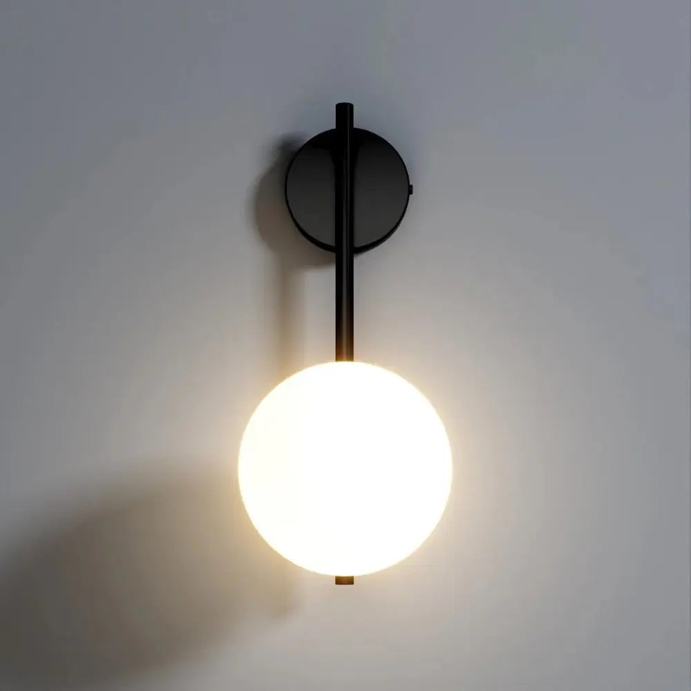 Viva – Vägglampa med stilren och funktionell design