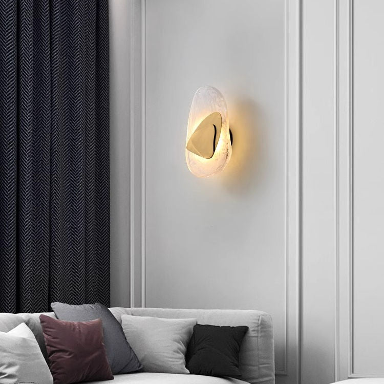 LumoForma – Modern asymmetrisk vägglampa