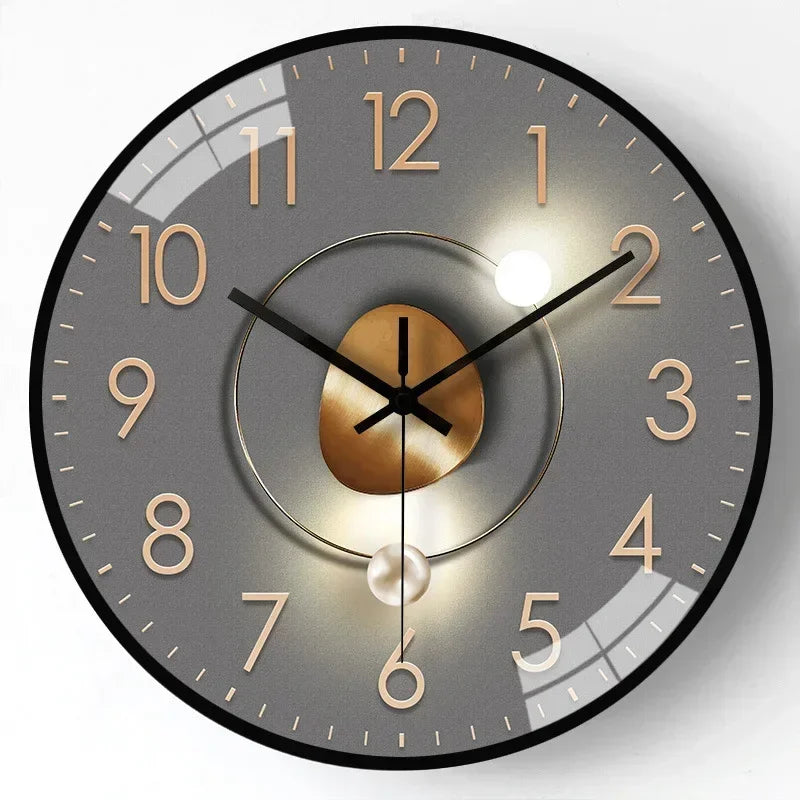 QuietTime – Digital Väggklocka med Klassisk Design