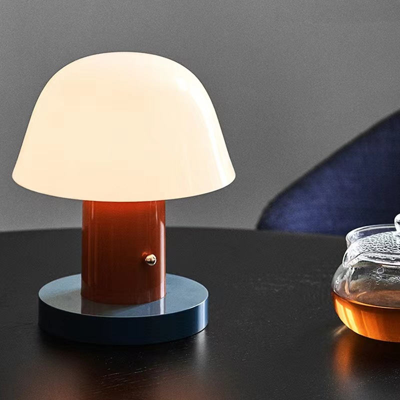 FungiGlow – Svampinspirerad Lampa för En Lekfull Atmosfär