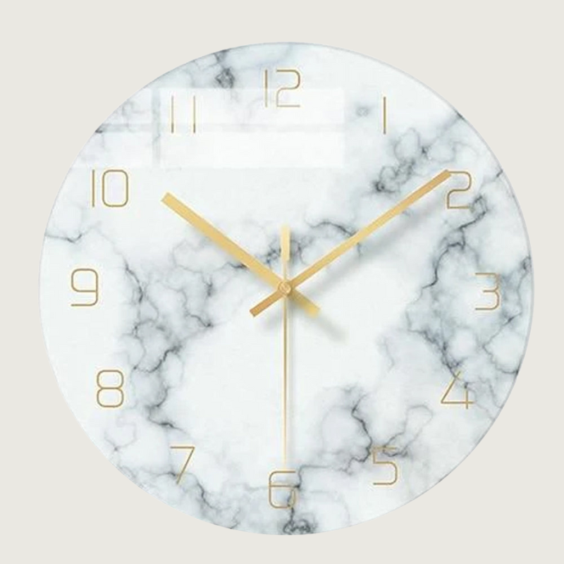MarbleLuxe – Nordisk-inspirerad Väggklocka med Marmordesign