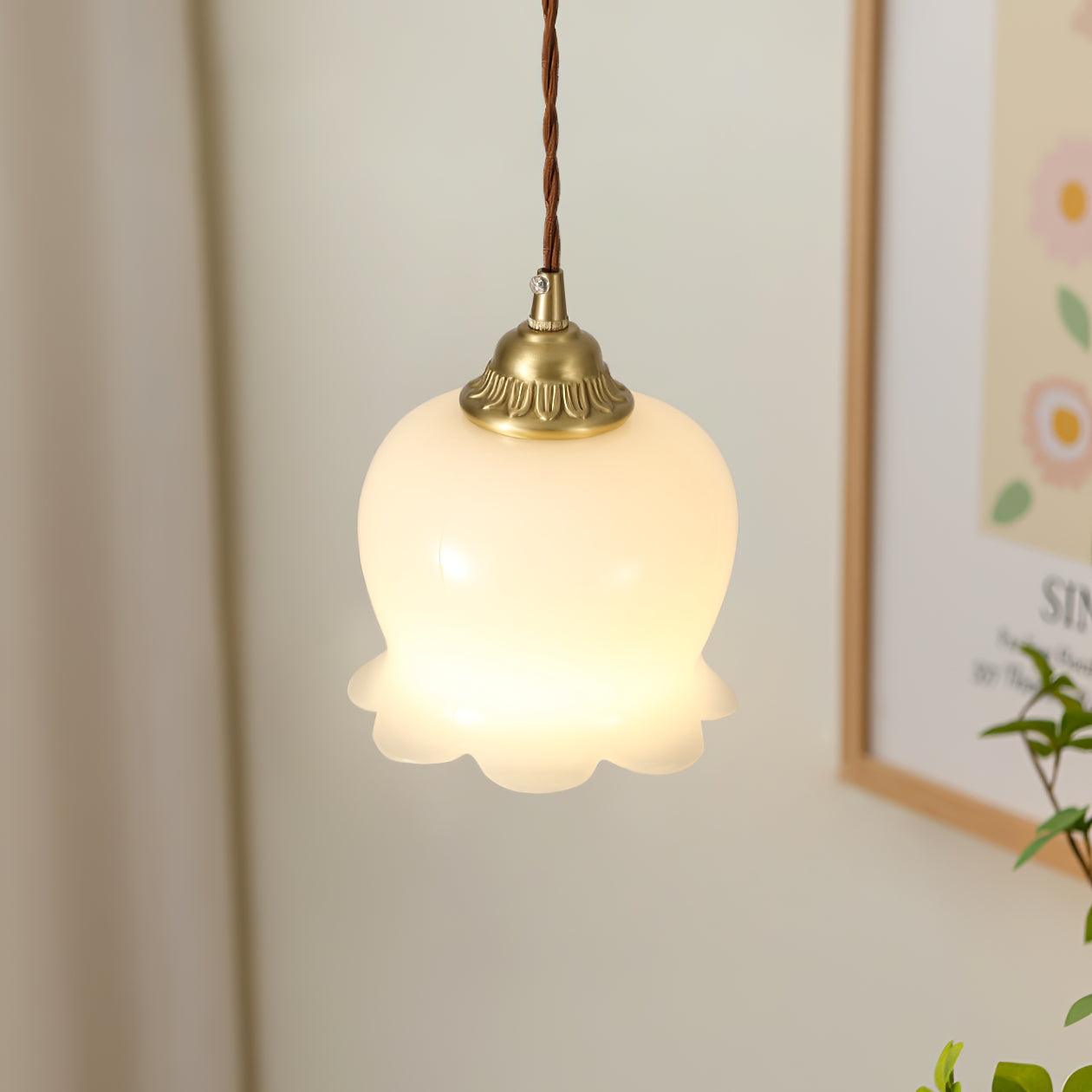 Floria – Blominspirerad Pendellampa