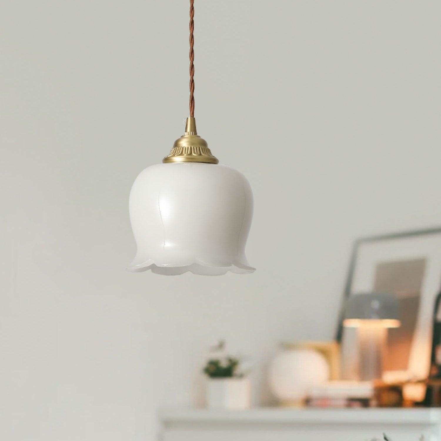 Floria – Blominspirerad Pendellampa