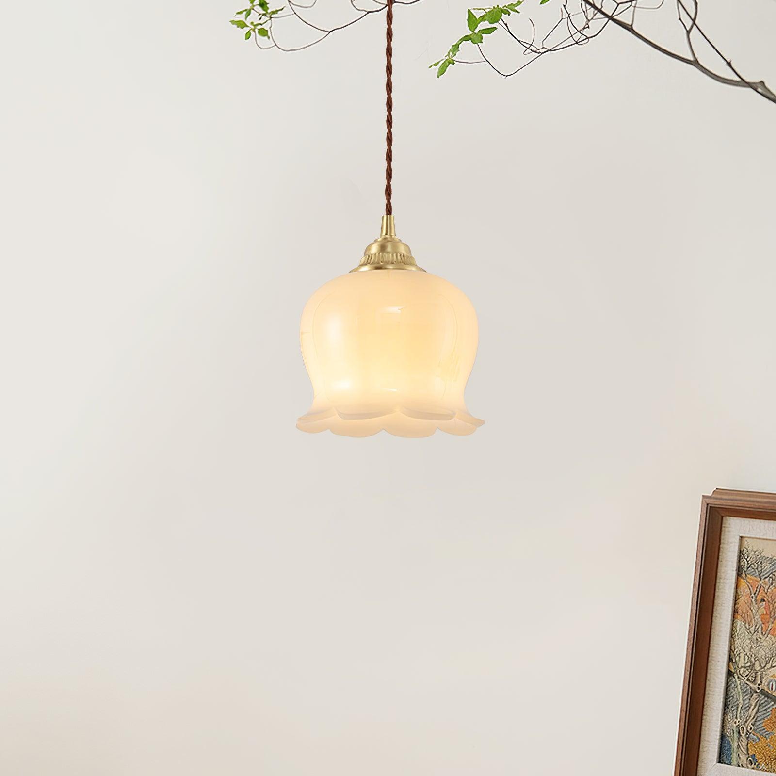 Floria – Blominspirerad Pendellampa