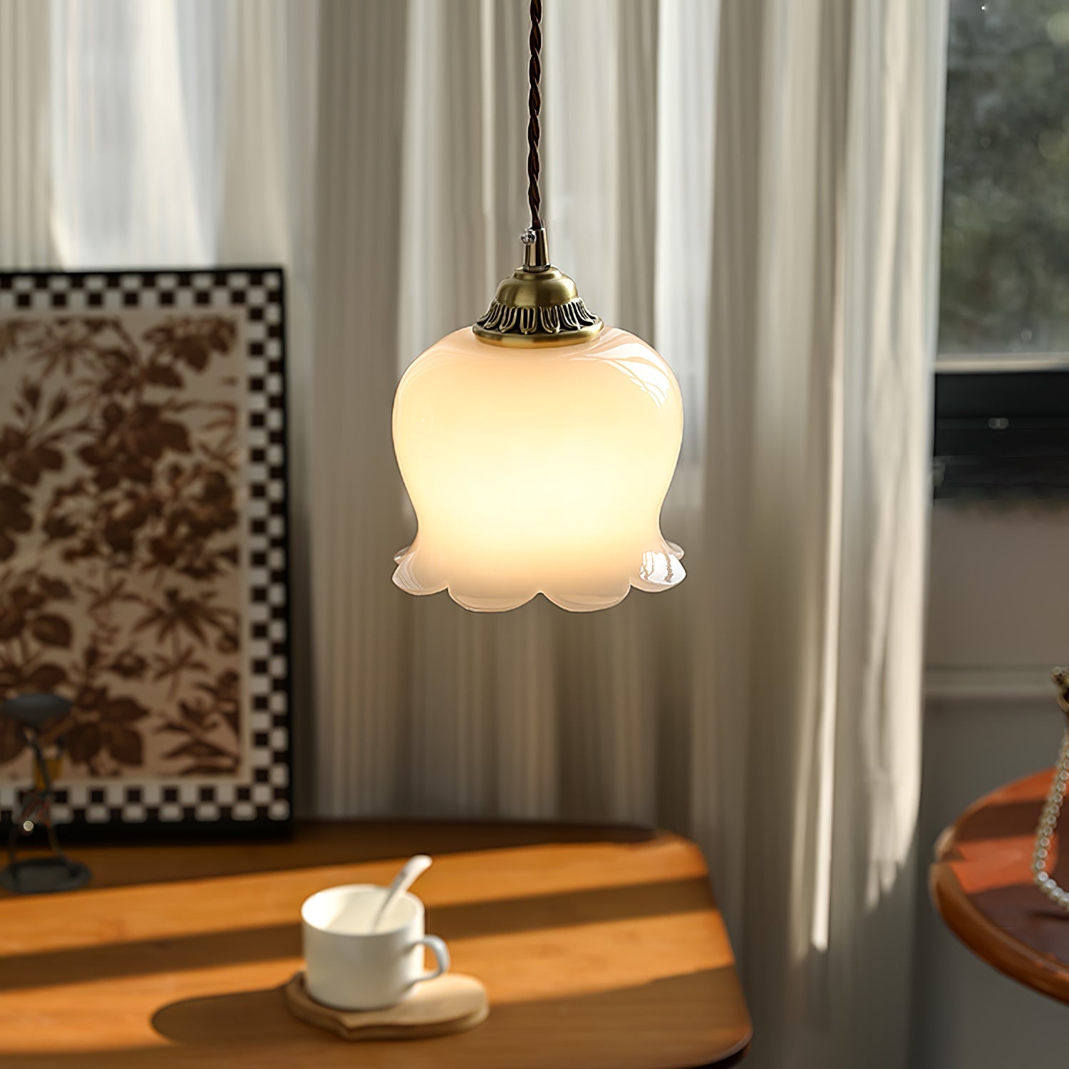Floria – Blominspirerad Pendellampa