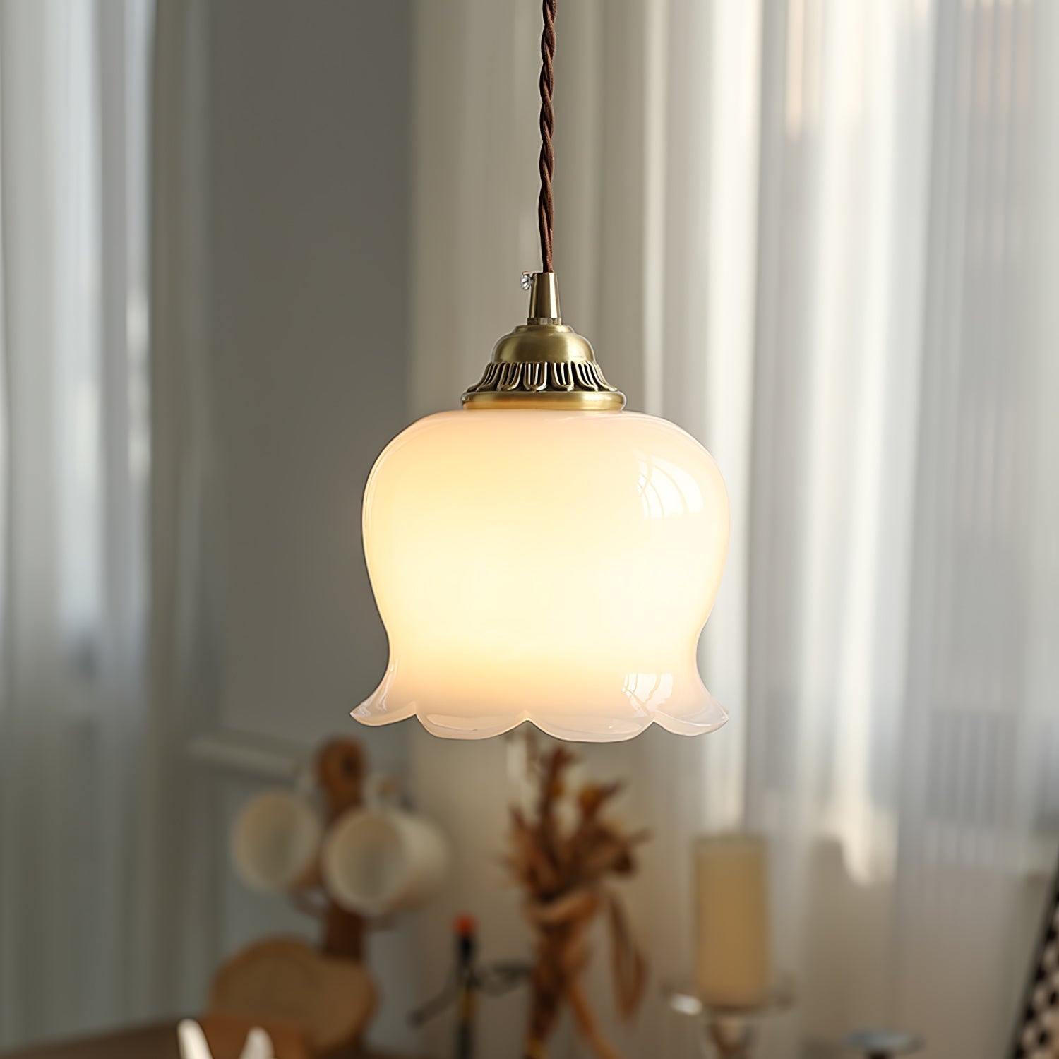 Floria – Blominspirerad Pendellampa