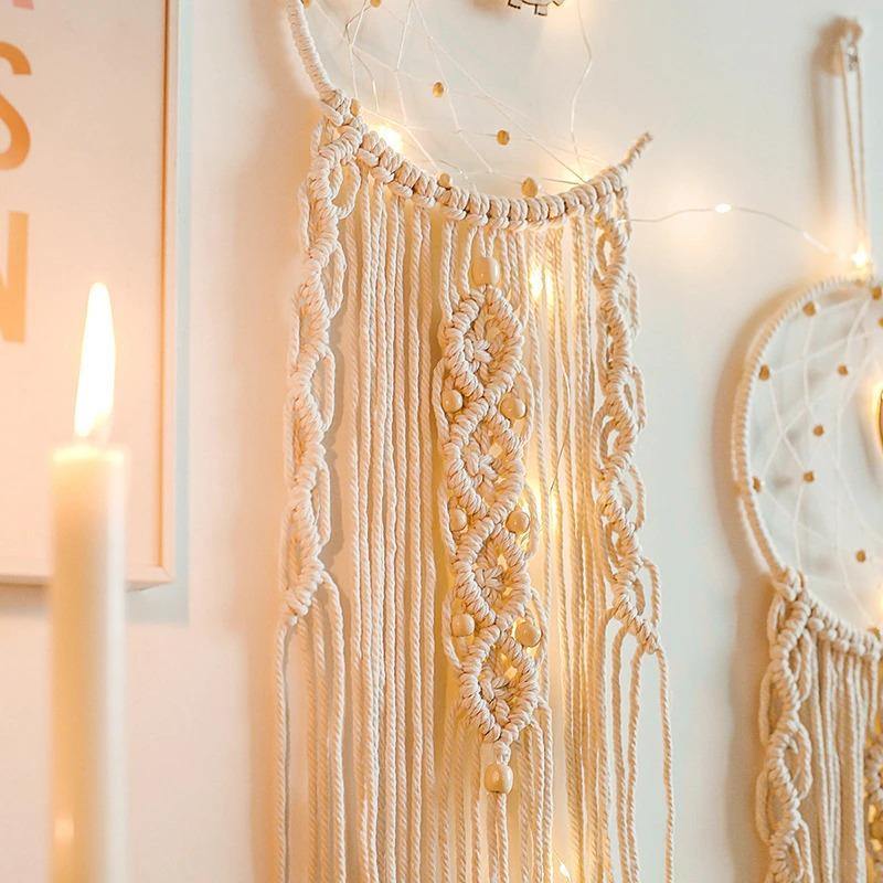 CelestialWeave – Handgjord Macramé Dreamcatcher för Himmelsk Elegans
