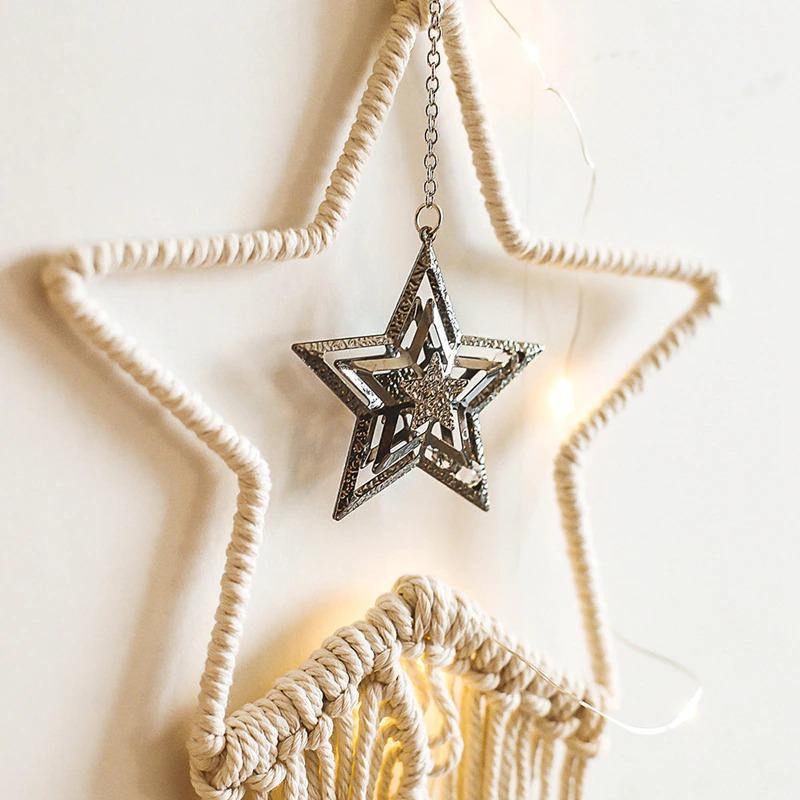 CelestialWeave – Handgjord Macramé Dreamcatcher för Himmelsk Elegans