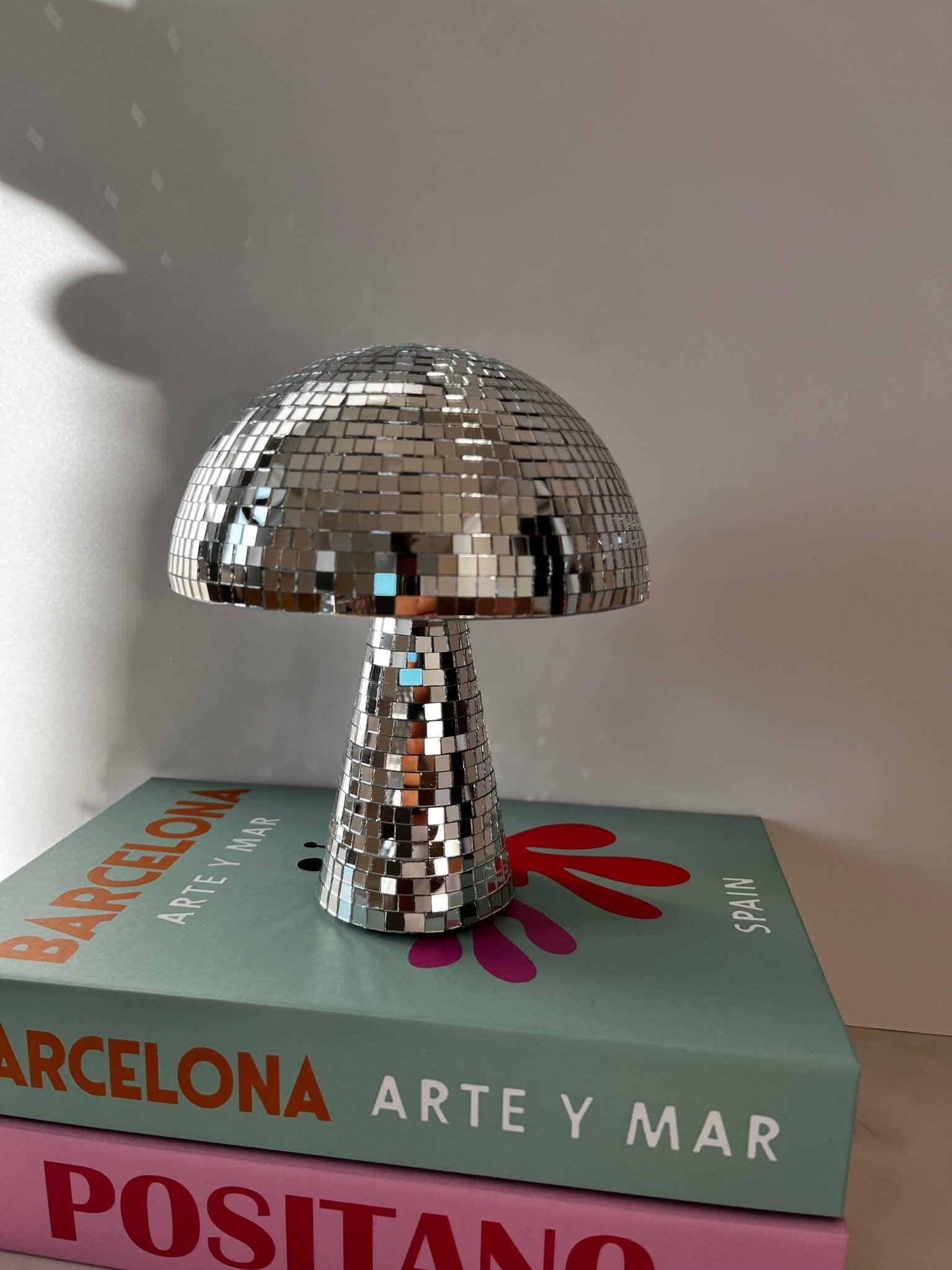 GlowShroom – Disco Ball Svamp för en Funkig Atmosfär