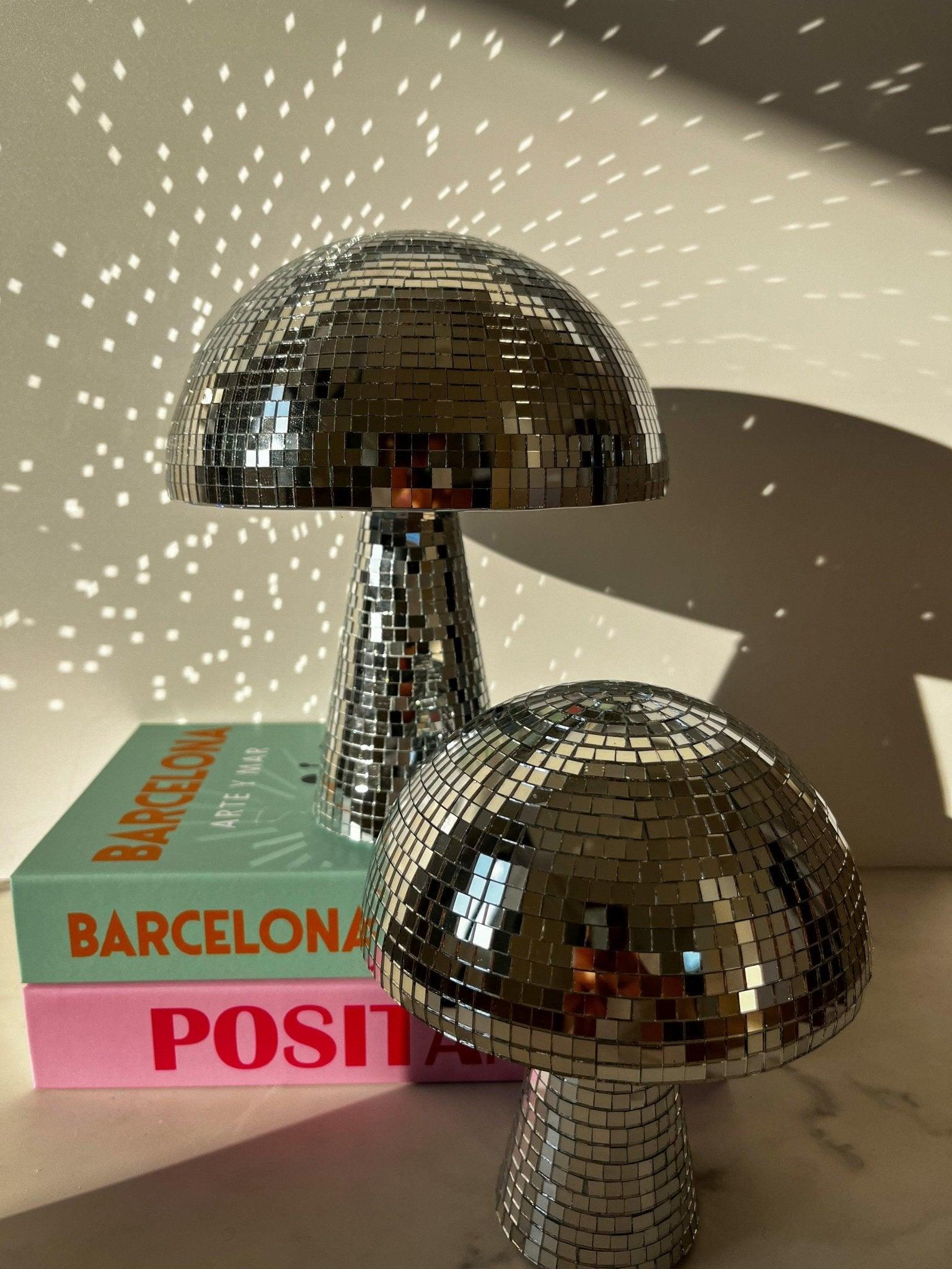 GlowShroom – Disco Ball Svamp för en Funkig Atmosfär