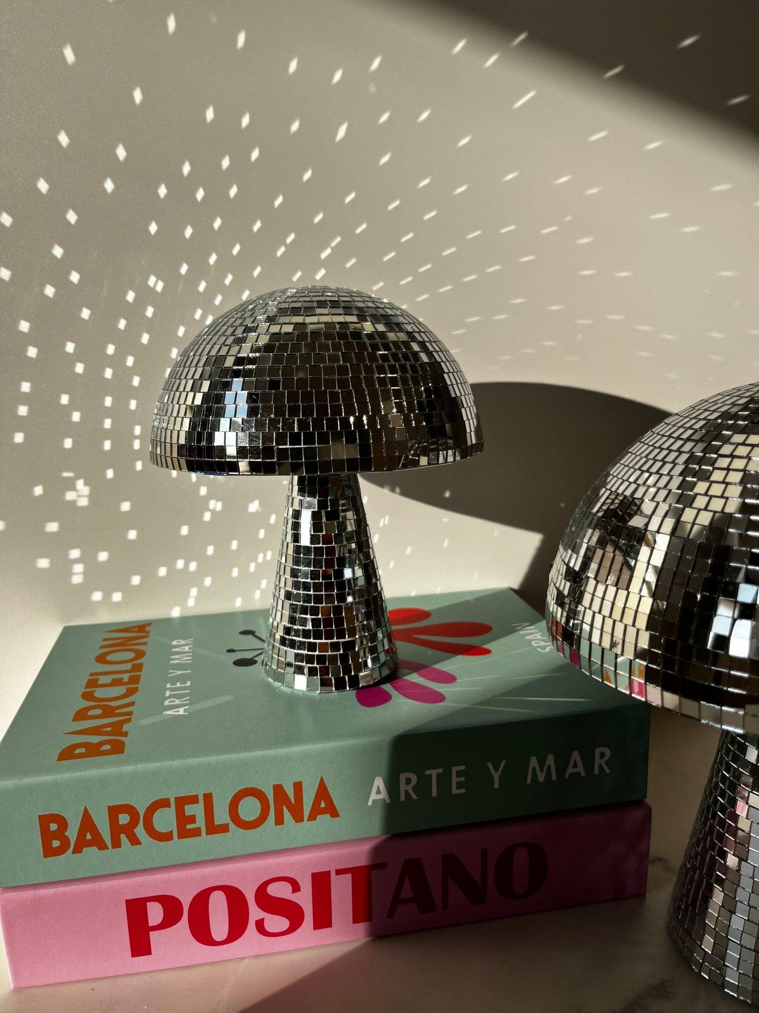 GlowShroom – Disco Ball Svamp för en Funkig Atmosfär