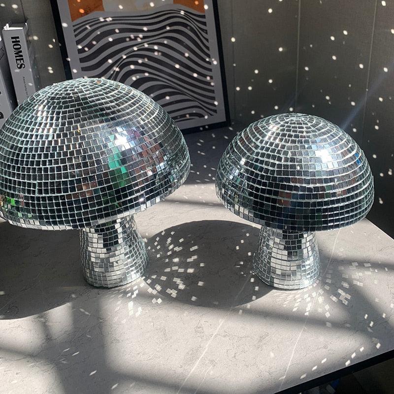 GlowShroom – Disco Ball Svamp för en Funkig Atmosfär