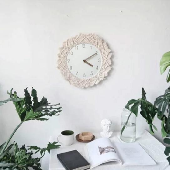 Soluna Väggklocka | Bohemisk och elegant tidlös design
