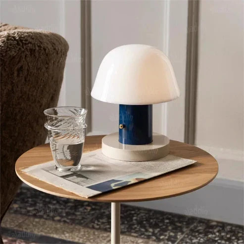 FungiGlow – Svampinspirerad Lampa för En Lekfull Atmosfär