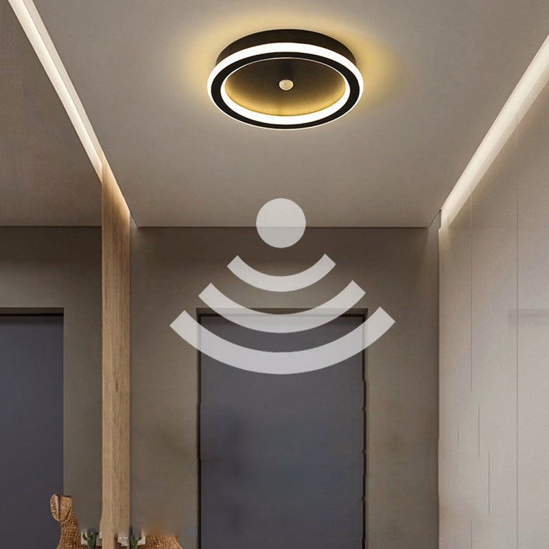 Lumin PIR – LED-taklampa med rörelsesensor