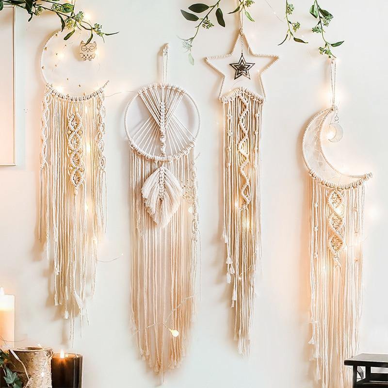 CelestialWeave – Handgjord Macramé Dreamcatcher för Himmelsk Elegans