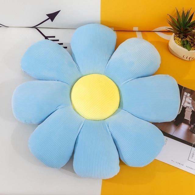 BloomCushion – Blomformad Kastkudde med Charmig Design